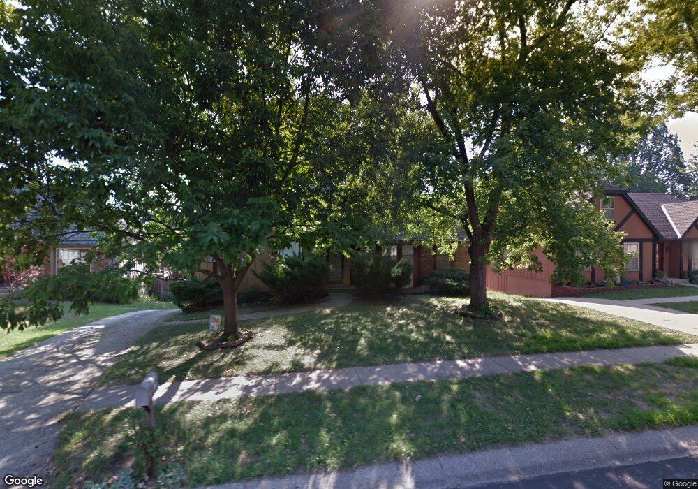 7811 Westgate Dr, Shawnee, KS 66216 - photo 1