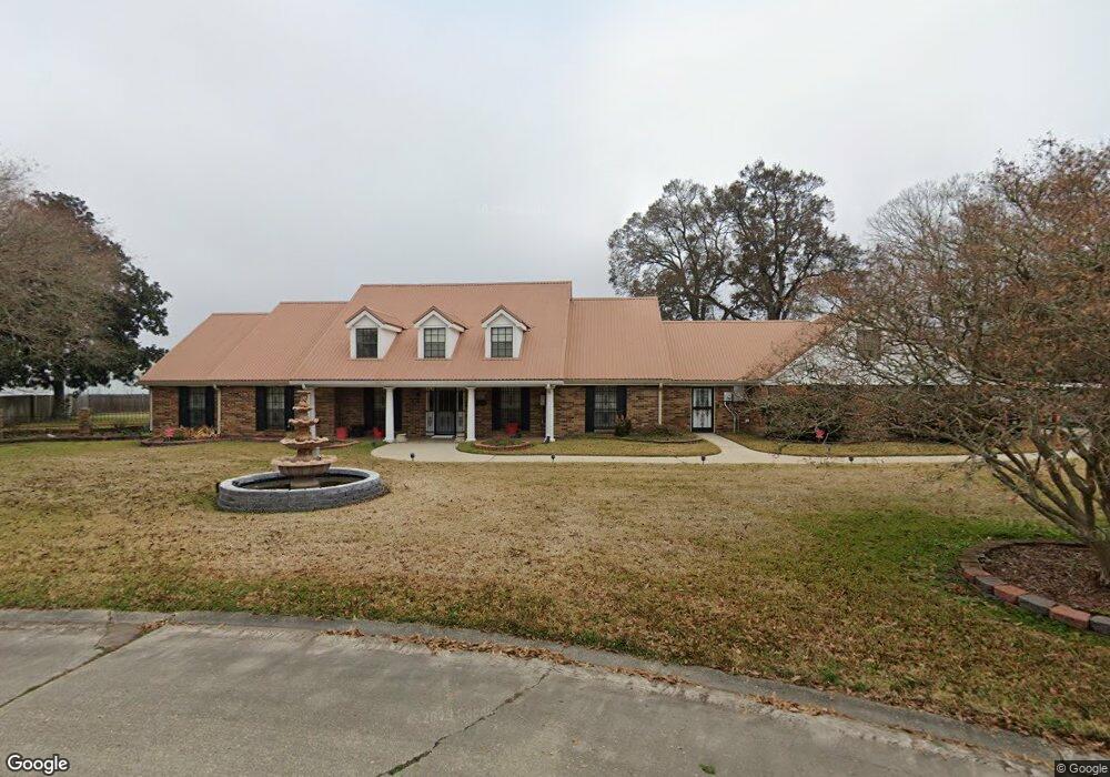 1500 S Gibbs Ln, New Iberia, LA 70560 - photo 1