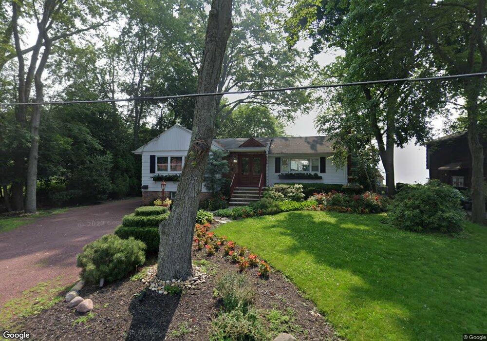 386 Lake Shore Dr, Parsippany, NJ 07054 - photo 1