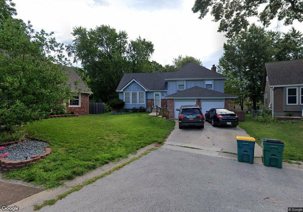 7111 Caenen Ave, Shawnee, KS 66216 - photo 1