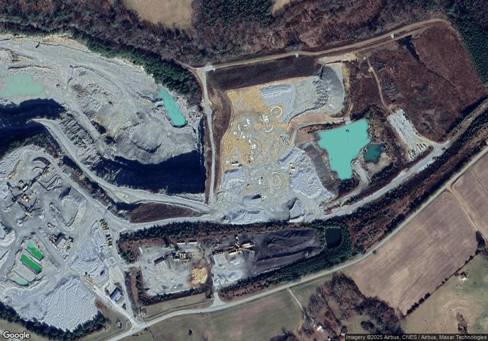 1395 Skyline Rd, South Hill, VA 23970 - photo 1