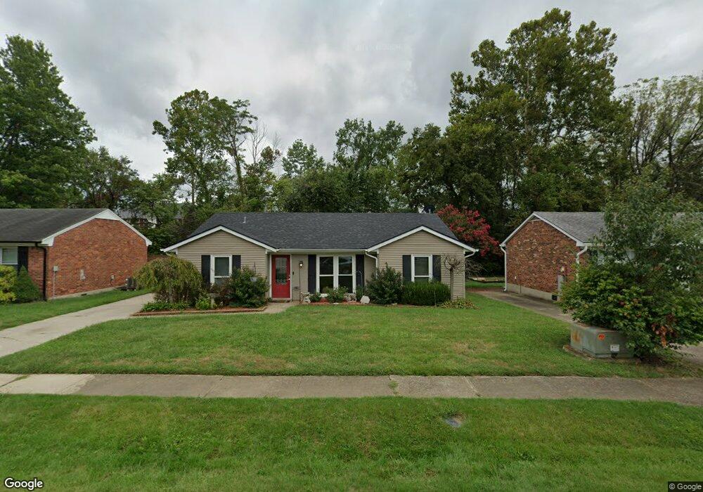 8501 Roseborough Rd, Louisville, KY 40228 - photo 1