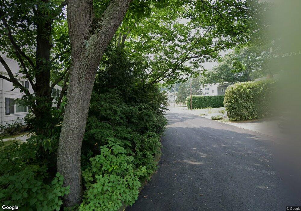 24 St John Place unit 4, New Canaan, CT 06820 - photo 1