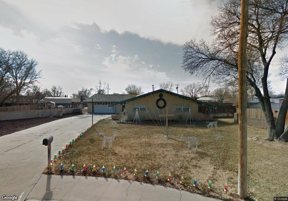 207 Bailey Ave, Dumas, TX 79029 - photo 1