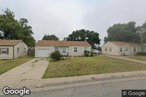 107 SW 8th St, Plainville, KS 67663