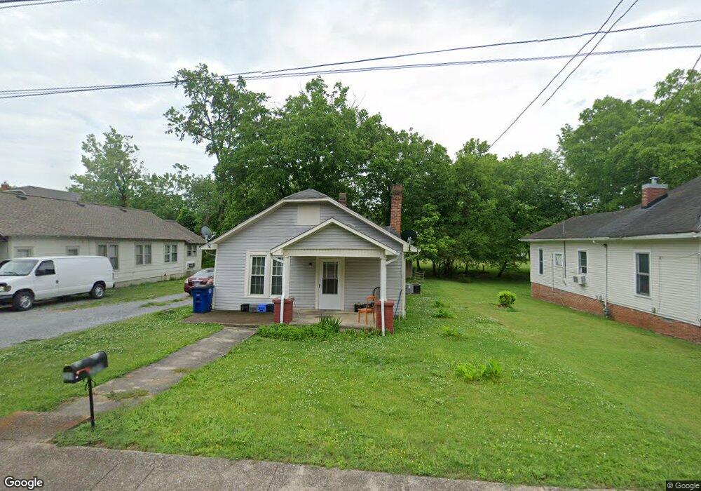 209 Walnut St, Shelbyville, TN 37160 - photo 1