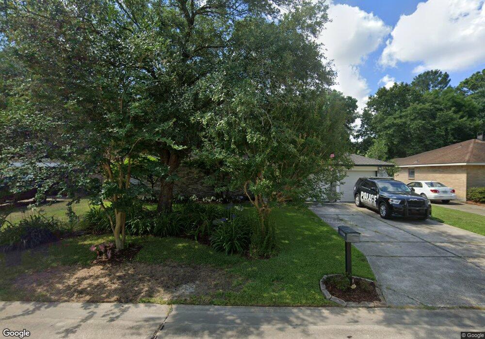 213 Lake Tahoe Dr, Slidell, LA 70461 - photo 1