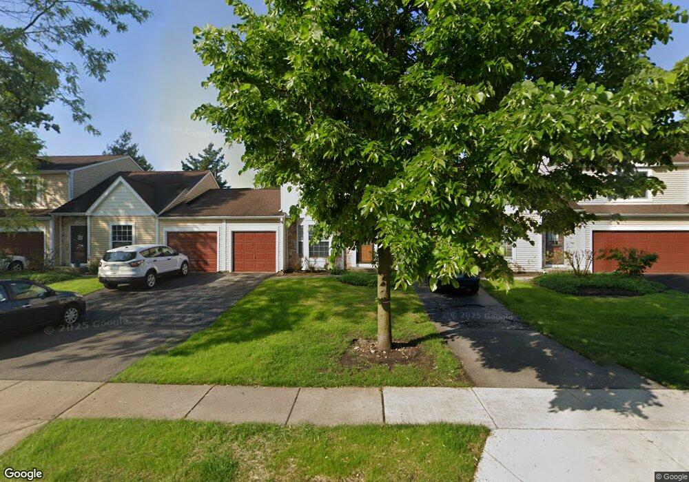 1927 Ozark Pkwy, Algonquin, IL 60102 - photo 1