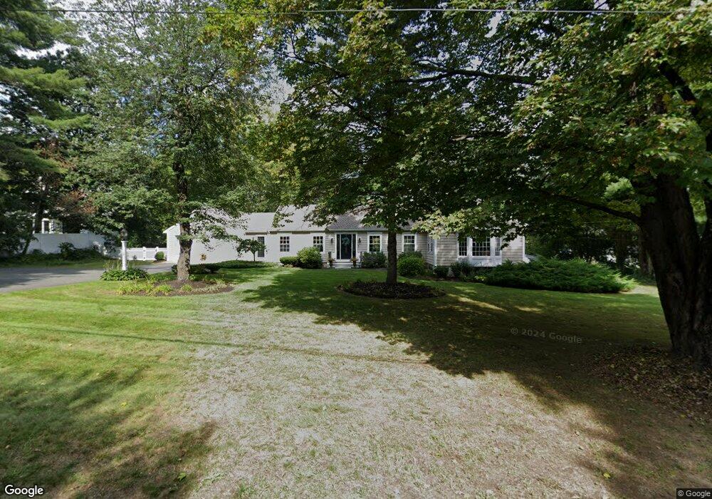 4 Cranberry Ln, Dover, MA 02030 - photo 1