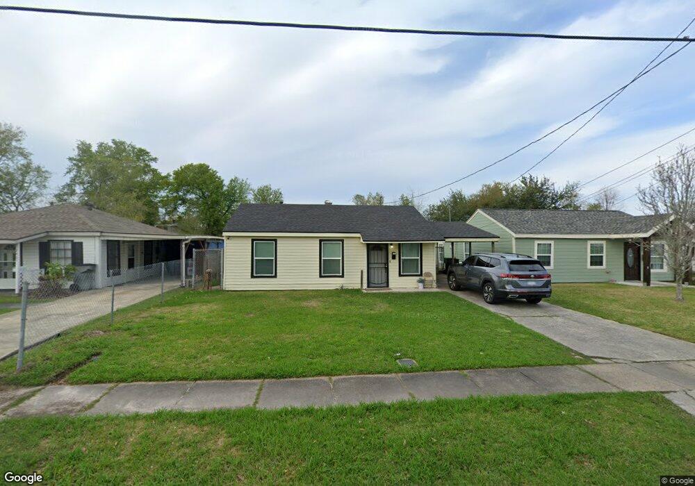 2807 Hinton Dr, Lake Charles, LA 70615 - photo 1