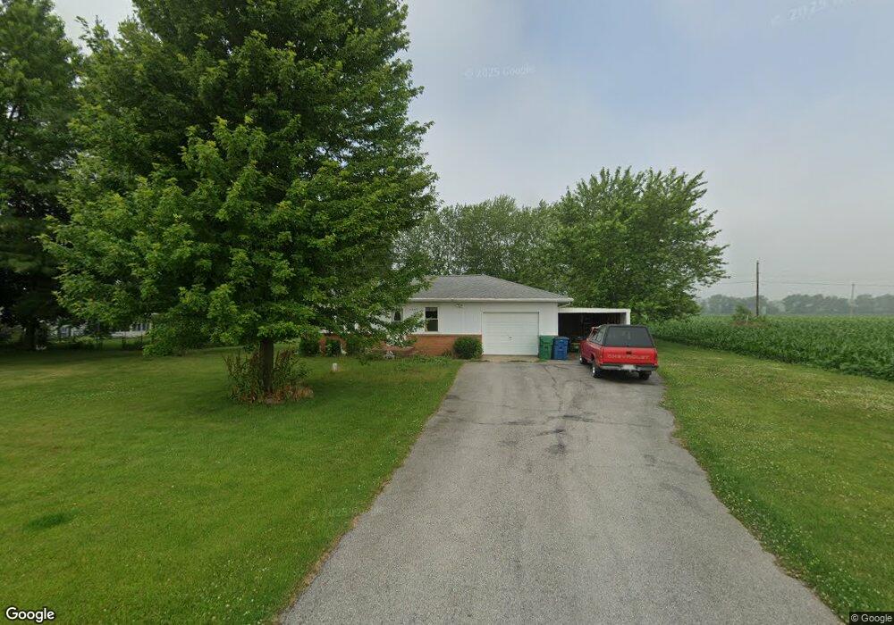 7602 N 900 E, New Carlisle, IN 46552 - photo 1