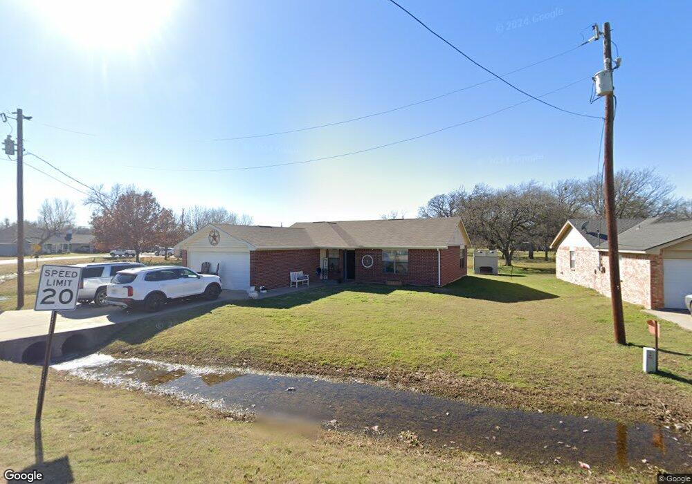 608 Shady Grove Dr, Granbury, TX 76049 - photo 1