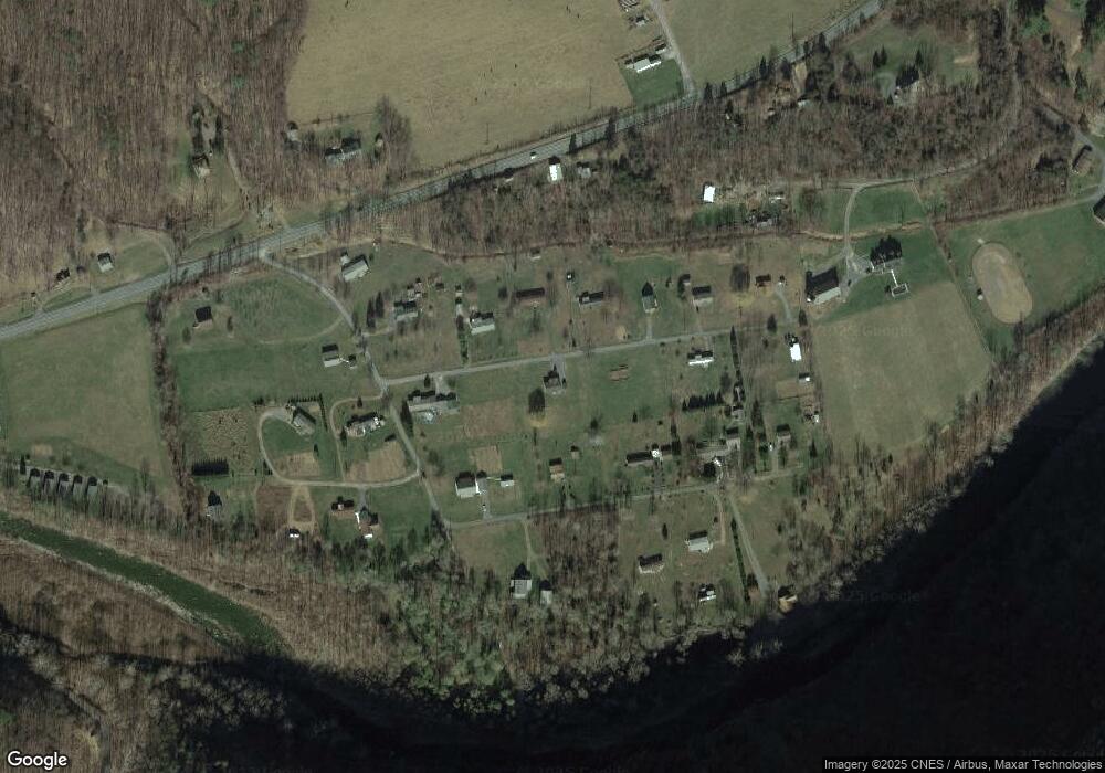 90 Fallfish Dr, Cabins, WV 26855 - photo 1