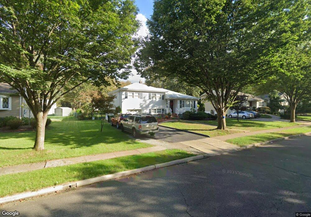 732 Bush Place, Paramus, NJ 07652 - photo 1