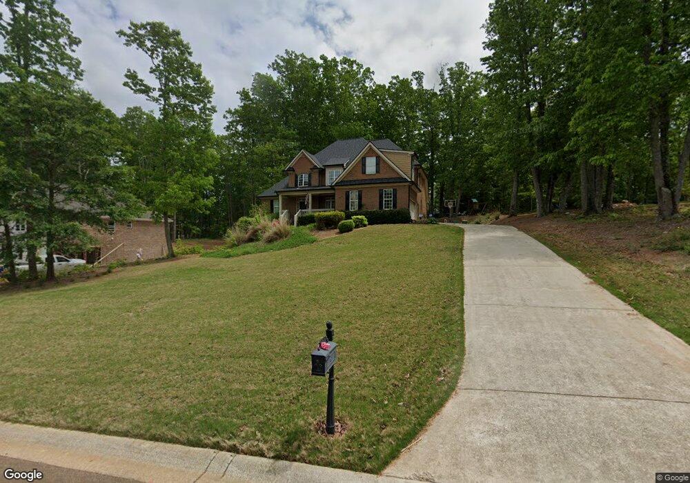 69 Saint Ives Cir, Winder, GA 30680 - photo 1