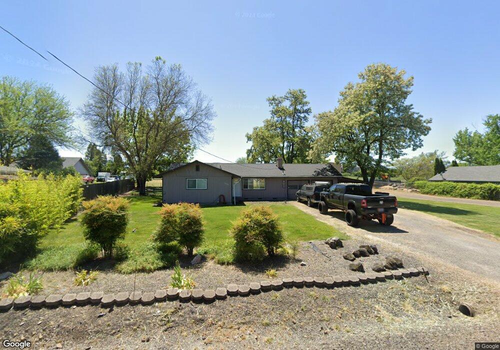 2594 Lotus Ln, Central Point, OR 97502 - photo 1