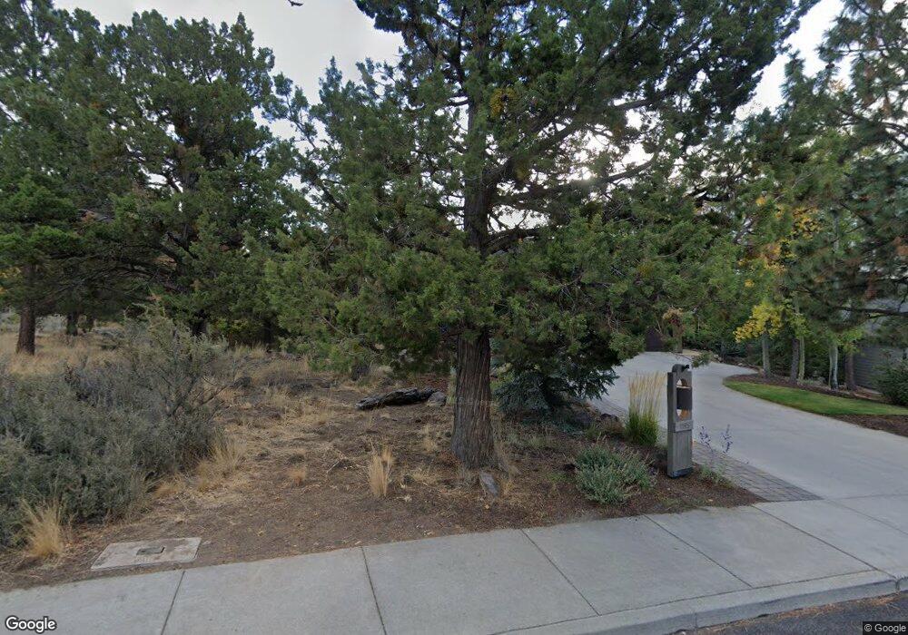 1195 NW Redfield Cir, Bend, OR 97701 - photo 1