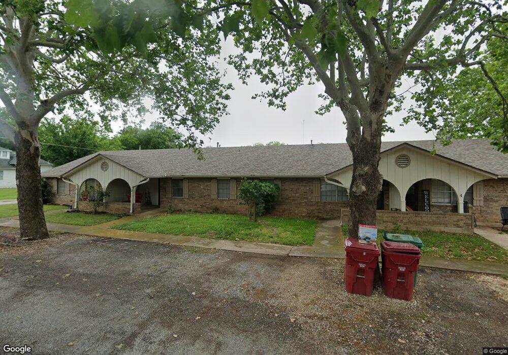 103 S Gowdy St, Whitewright, TX 75491 - photo 1