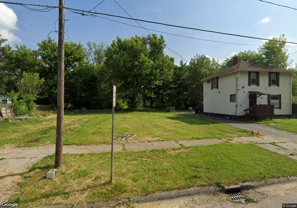 2328 Bennett Ave, Flint, MI 48506 - photo 1