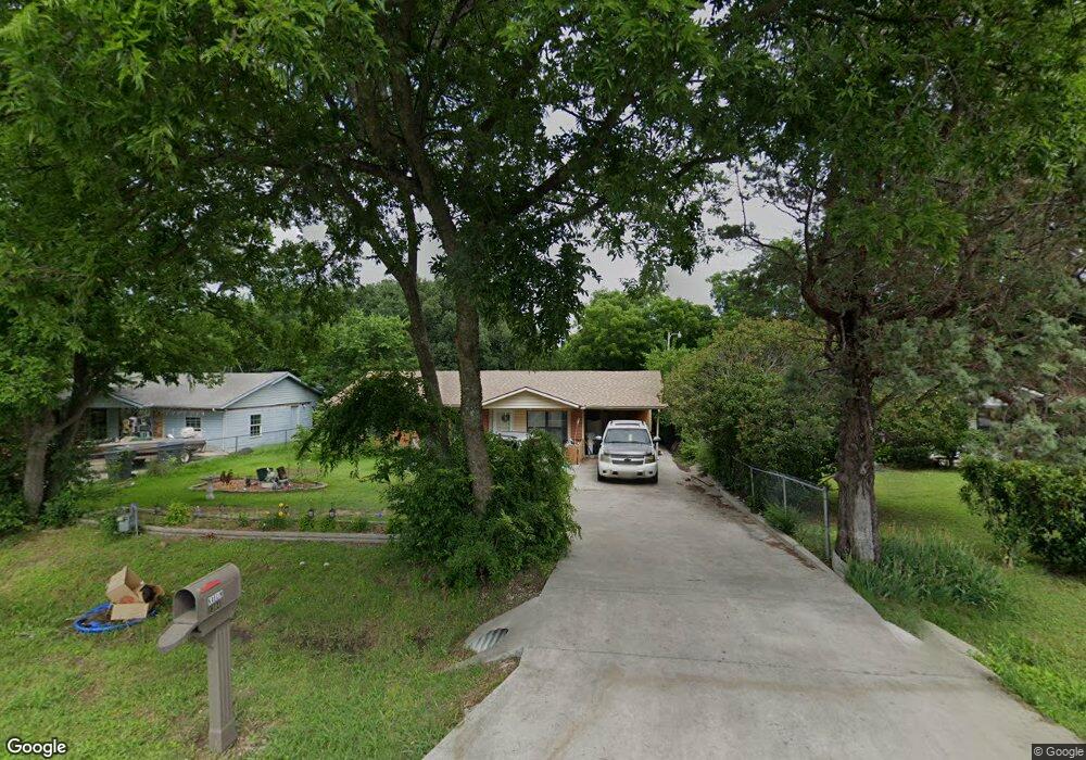 1304 C St SE, Ardmore, OK 73401 - photo 1