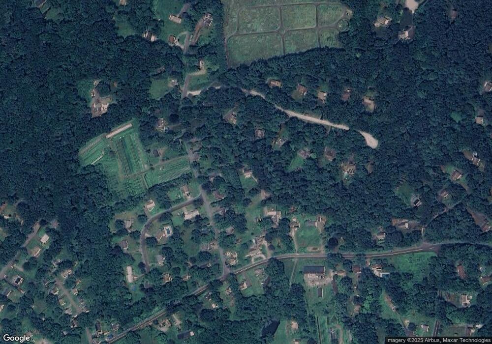 3 Goodyear Rd, Sandy Hook, CT 06482 - photo 1