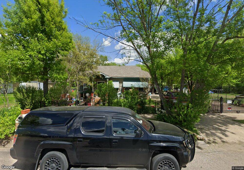 817 N Walnut St, Sherman, TX 75090 - photo 1