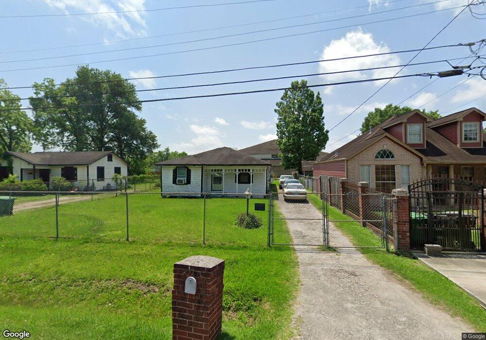 4512 Earline St, Houston, TX 77016 - photo 1