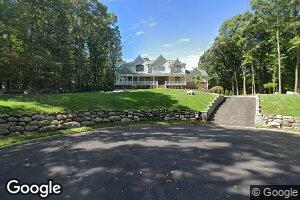 19 Oratam Rd, Upper Saddle River, NJ 07458
