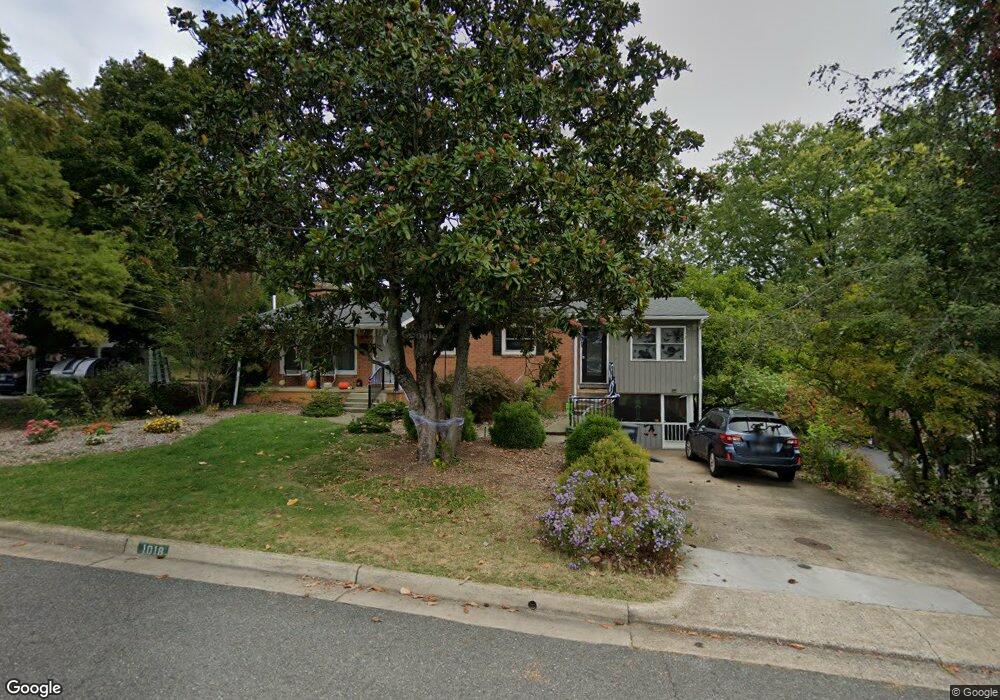 1018 Toppin Blvd, Harrisonburg, VA 22801 - photo 1