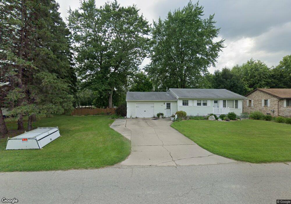 391 S Silver St, Bad Axe, MI 48413 - photo 1