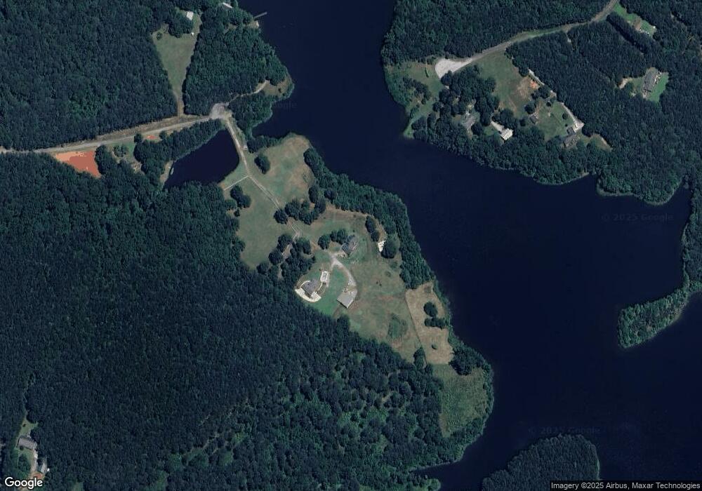 955 Mocassin Gap Rd, Locust Grove, GA 30248 - photo 1