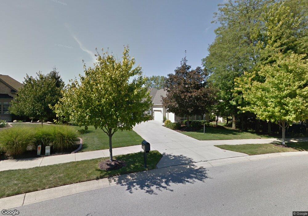 11280 Hawthorn Ridge, Fishers, IN 46037 - photo 1