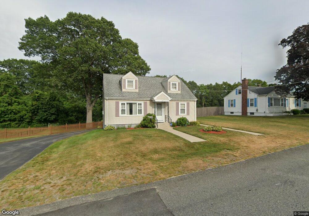 55 Curran Rd, Cumberland, RI 02864 - photo 1