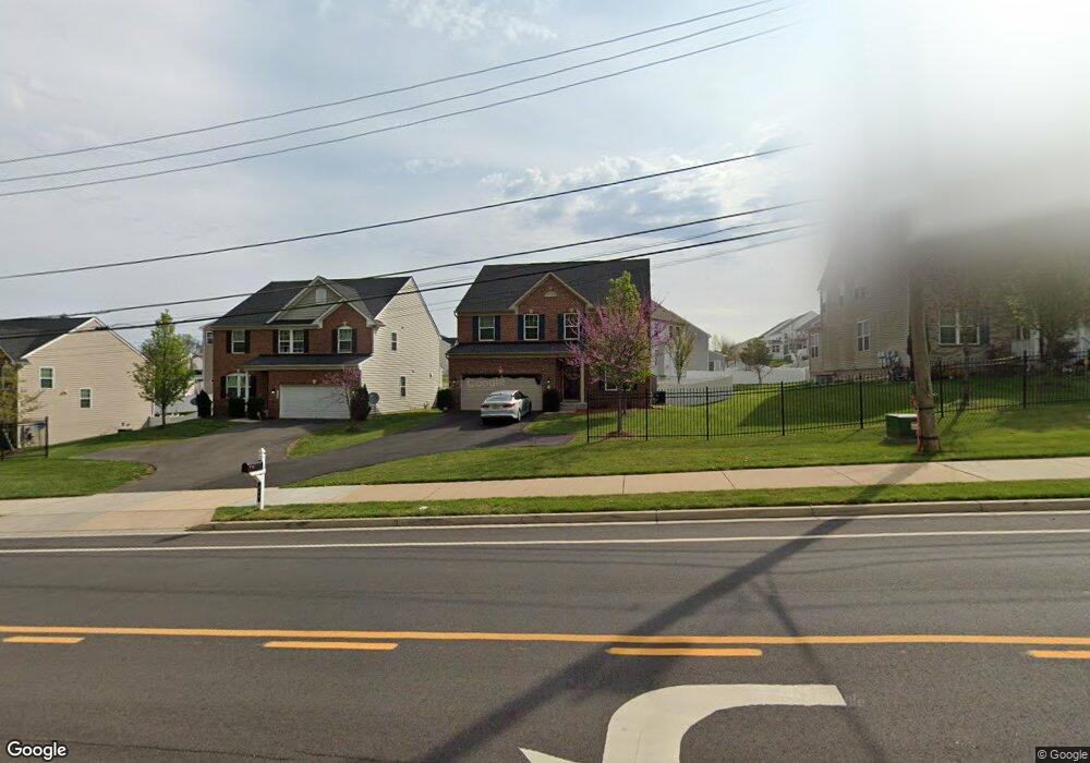 708 Rollins Ave, Capitol Heights, MD 20743 - photo 1