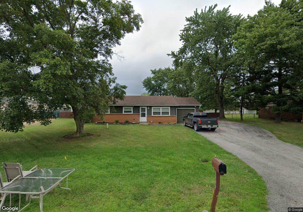 3534 Maple Shade Ct, Columbus, OH 43228 - photo 1