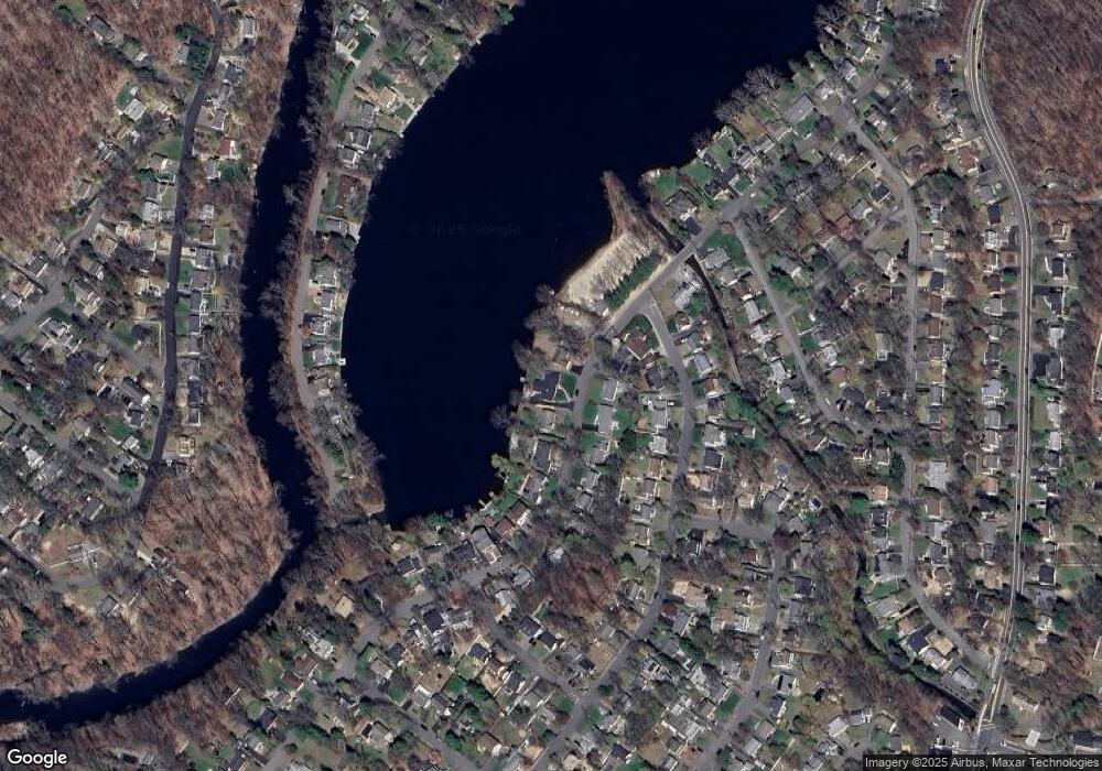 55 Lakeshore Dr, Oakland, NJ 07436 - photo 1