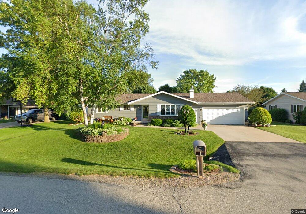 3429 W Sunnyview Rd, Appleton, WI 54914 - photo 1