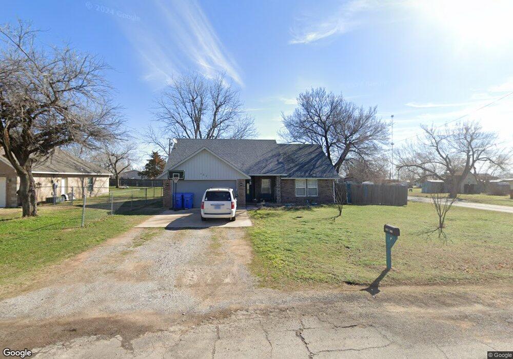 701 NW 6th St, Cache, OK 73527 - photo 1