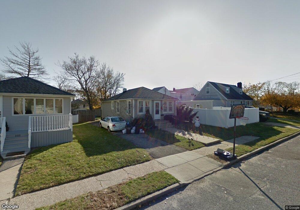 882 Ocean St, Baldwin, NY 11510 - photo 1