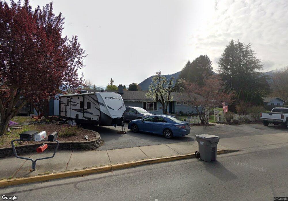 1115 SE Rogue Dr, Grants Pass, OR 97526 - photo 1