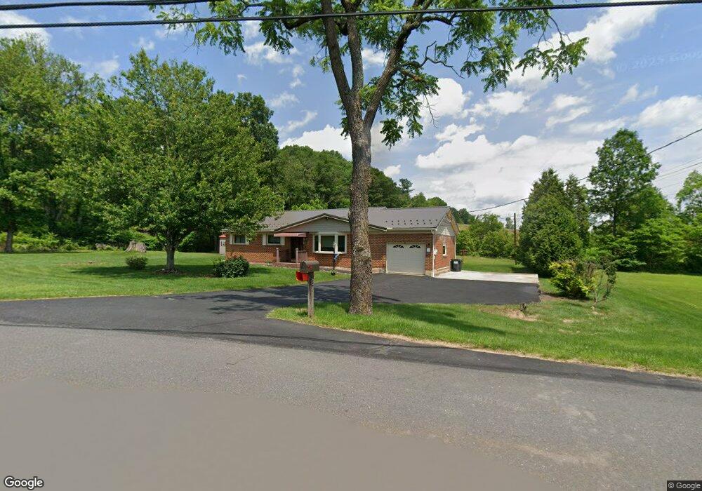 88 N Greenview Rd, Schuylkill Haven, PA 17972 - photo 1