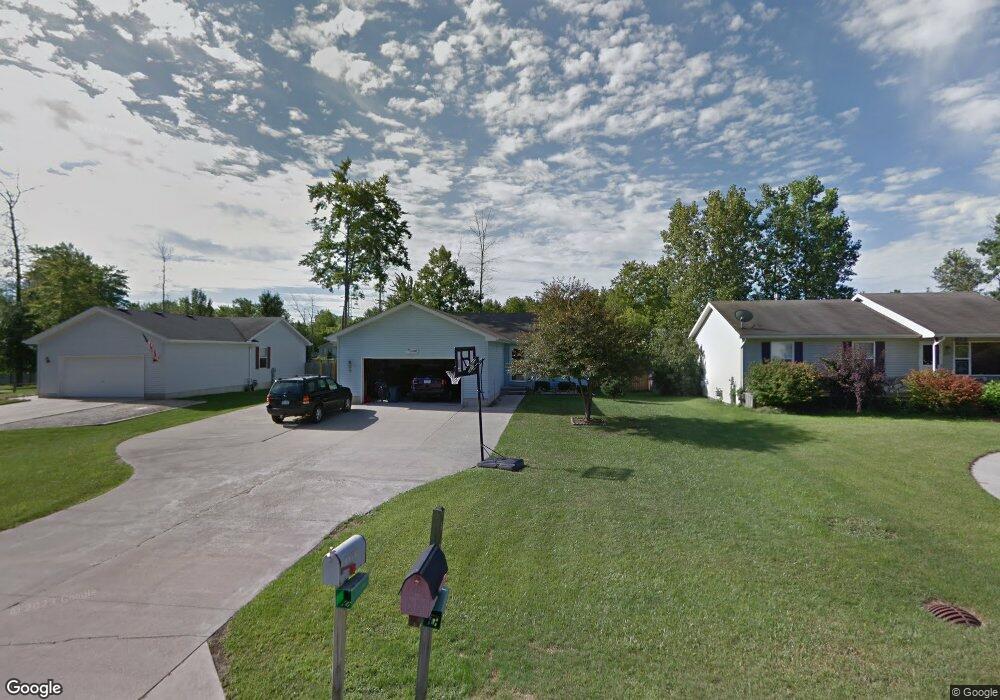 4631 Cloverdale Ln, Kimball, MI 48074 - photo 1