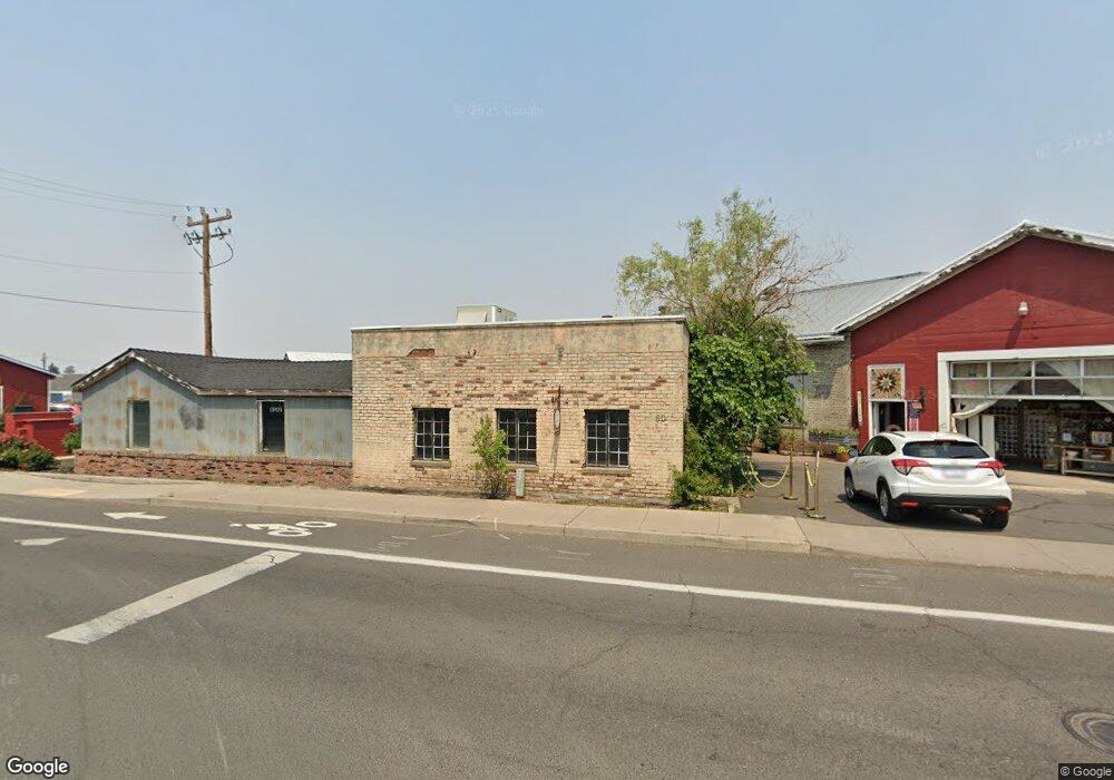 50 SE Scott St unit Main, Bend, OR 97702 - photo 1