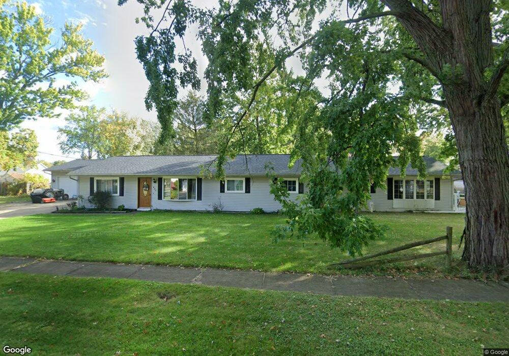 837 Maplewood Ave, Sheffield Lake, OH 44054 - photo 1