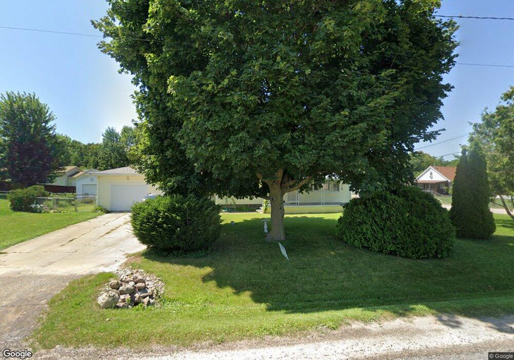 1576 Pound Dr, Flint, MI 48532 - photo 1