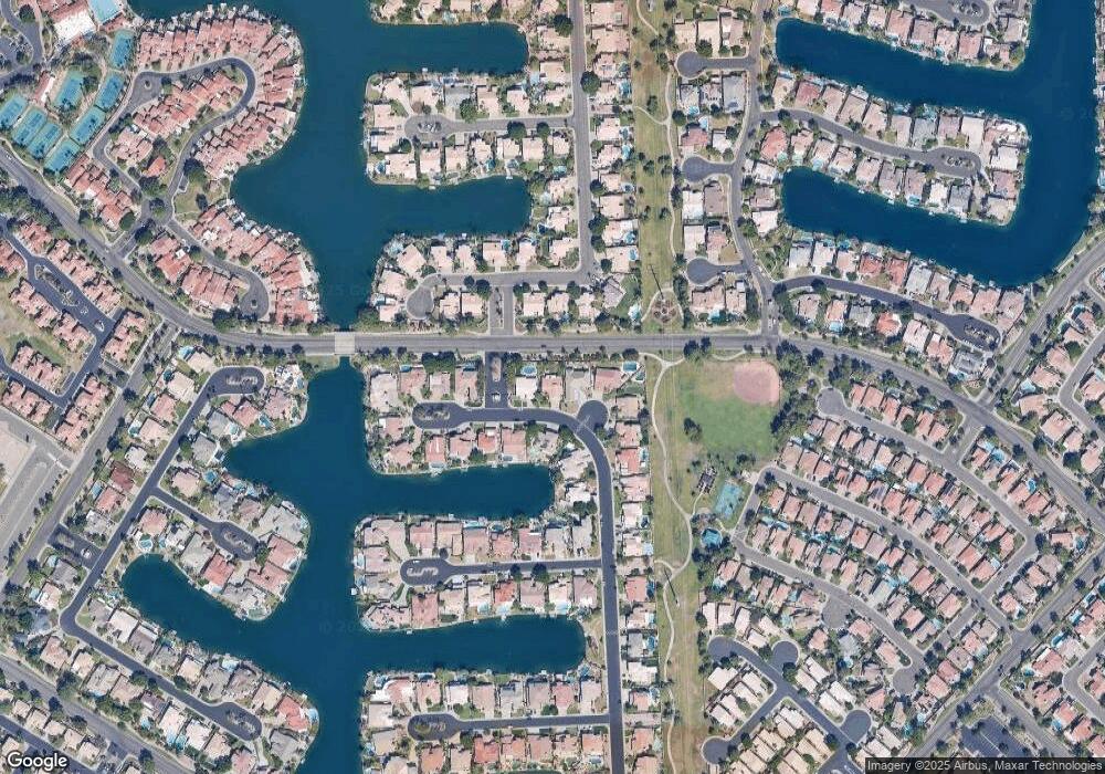 1918 E Cypress Tree Dr, Gilbert, AZ 85234 - photo 1