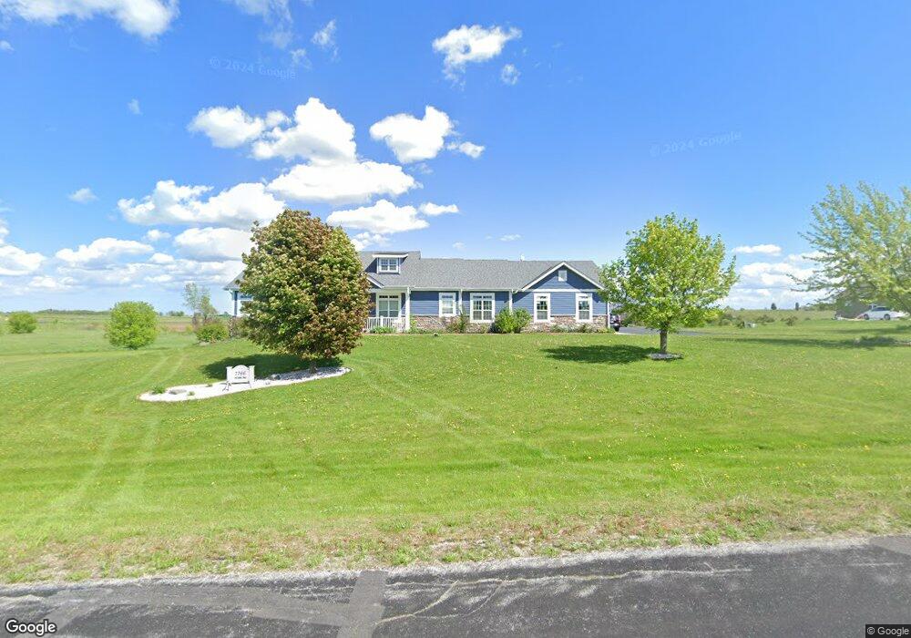 7766 High Point Cir, West Bend, WI 53090 - photo 1