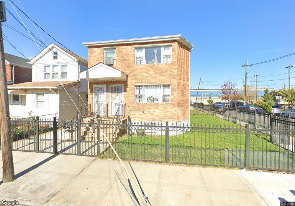 17139 103rd Rd, Jamaica, NY 11433 - photo 1