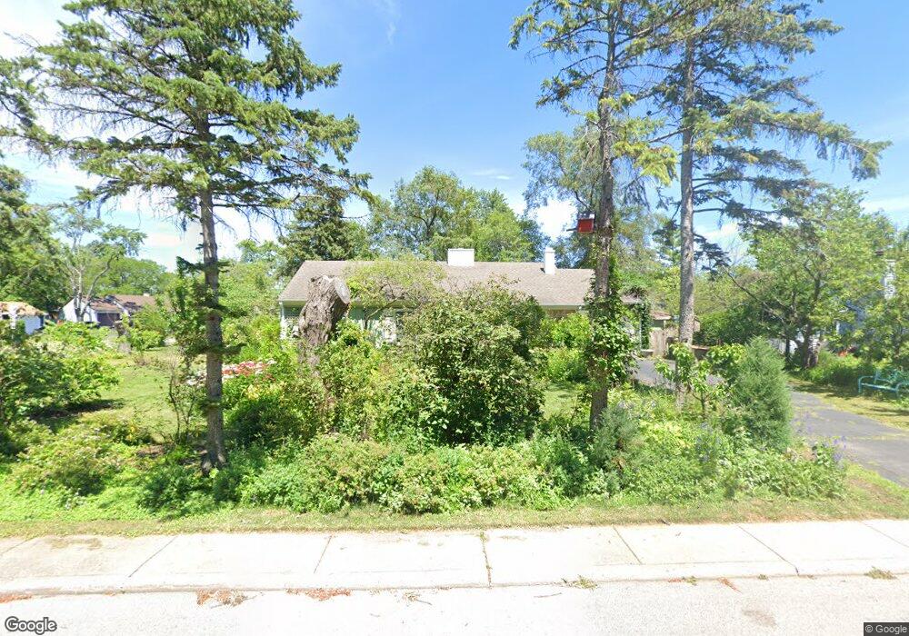 317 Cherry Ln, Glenview, IL 60025 - photo 1