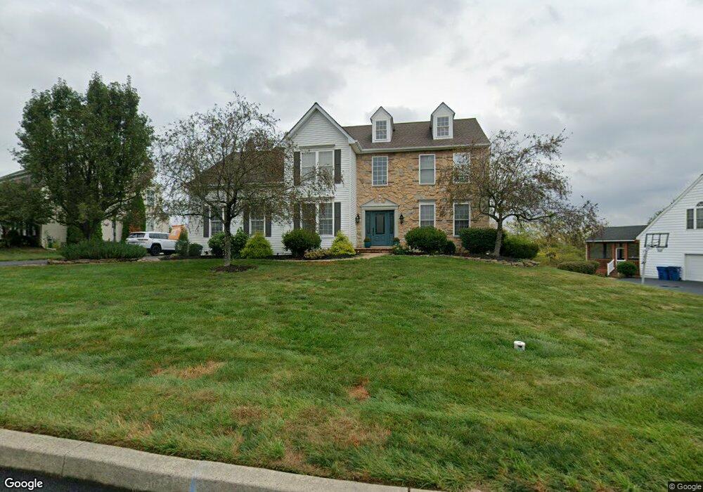 5266 Windtree Dr, Doylestown, PA 18902 - photo 1